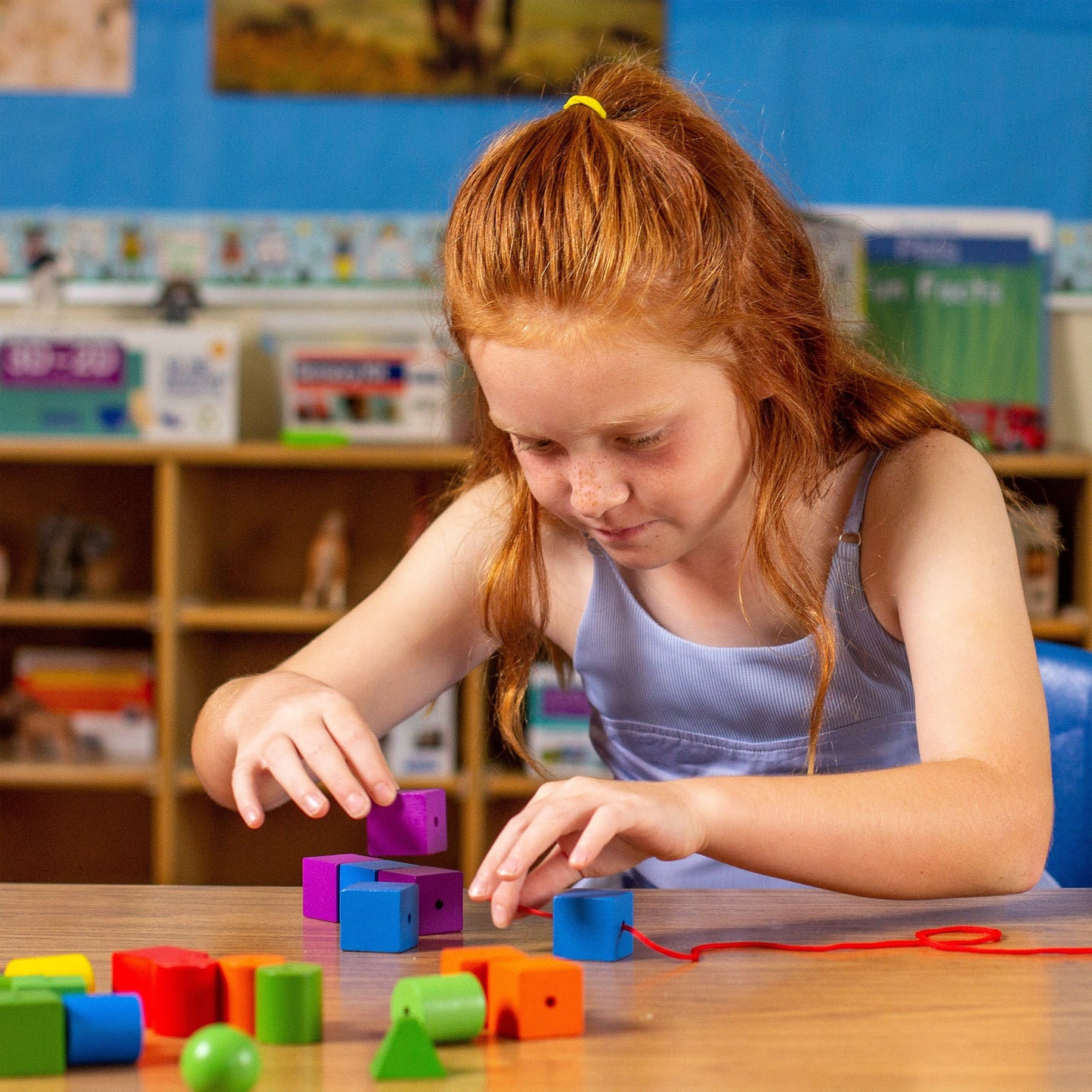 Language Builder: Stringing Beads (Classroom Set)